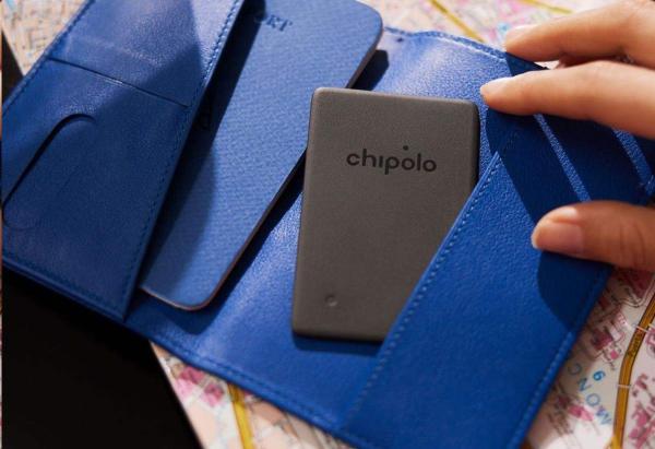 Chipolo CARD Spot– Chytrý vyhledávač peněženky,  černý7