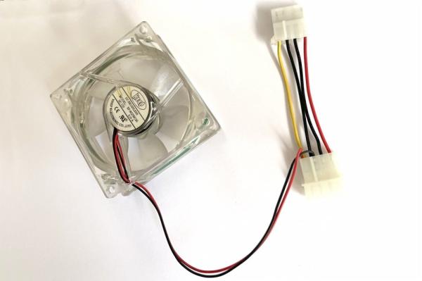 EUROCASE ventilátor 80mm,  12V/ 0, 14A,  prosvětlený RGB (molex)