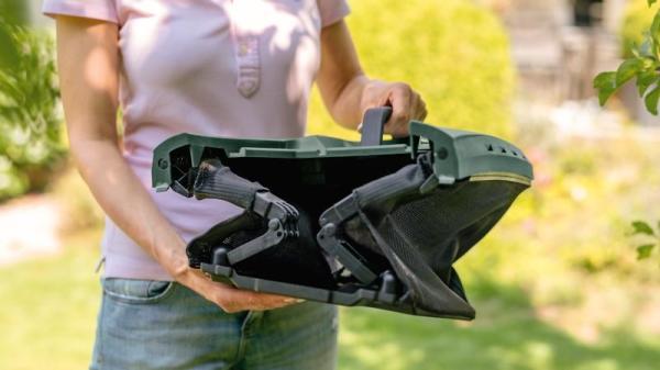 BOSCH Rotačná kosačka elektrická UniversalRotak 4503