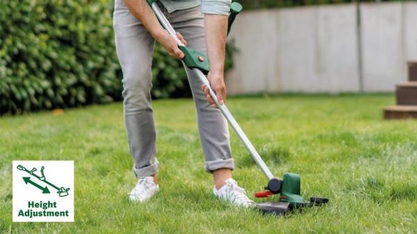 BOSCH Strunová kosačka akumulátorová UniversalGrassCut 18V-26, solo5