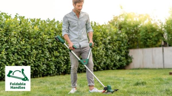 BOSCH UniversalGrassCut 18V-260,  akumulátorová strunová sekačka,  18 V,  struna 26 cm,  akumulátor 2.0 Ah3