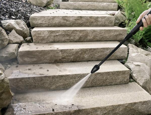 Karcher K 2 Universal vysokotlaký čistič,  1400 W,  110 bar,  360 l/ h,  rotační tryska,  integrovaný vodní filtr0