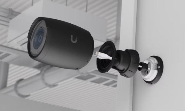 UBNT UVC-AI-Pro - UVC AI Professional kamera,  8MP4