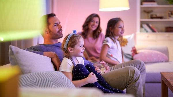 PHILIPS WiZ Dimmable 60W E27 A60 - stmívatelná žárovka1