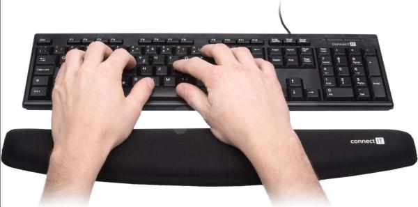 Opierka zápästia CONNECT IT pred klávesnicou (pamäťová pena)1