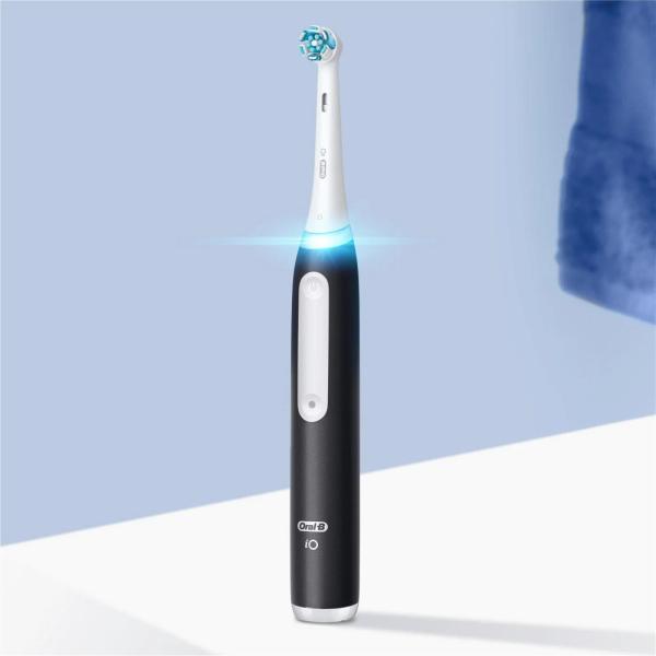 Oral-B iO Series 3 Matt Black elektrický zubní kartáček,  magnetický,  3 režimy,  tlakový senzor0