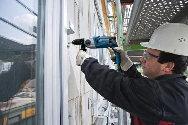 Bosch GSB 18-2 RE příklepová vrtačka,  800 W,  zeď 18 /  14 mm,  dřevo 35 /  22 mm2