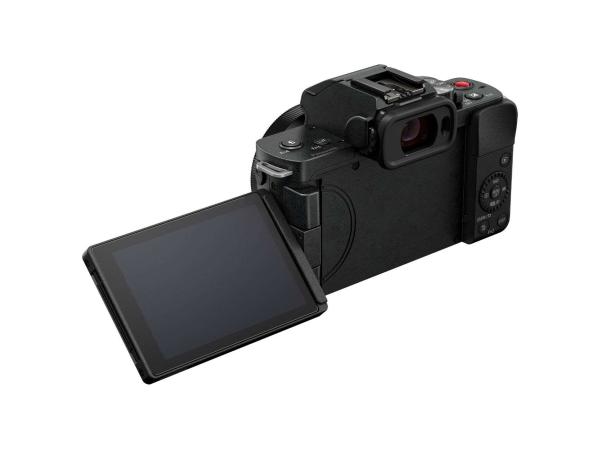 Panasonic Lumix DC-G100D + Lumix G Vario 12-32mm + 45-150mm1