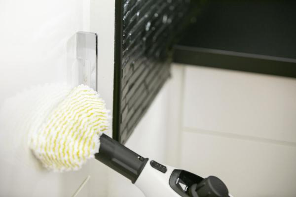 Karcher SC 1 EasyFix parní čistič, 1200 W, 3 bar, zabijí až 99.999% virů a bakterií1