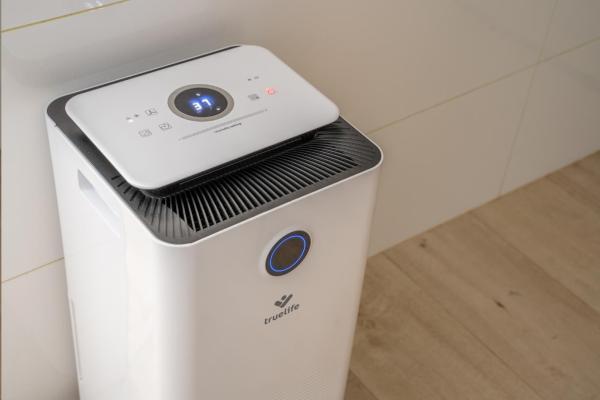 BAZAR - TrueLife AIR Dehumidifier DH5 Touch - odvlhčovač vzduchu - Poškozený obal (Komplet)5