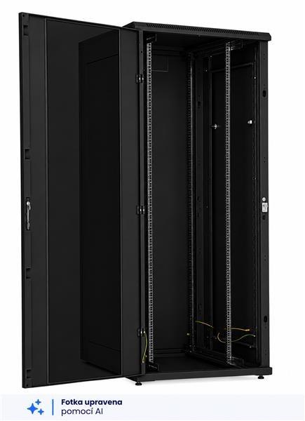 TRITON 19" stojanový rozvaděč 18U/ 600x600,  černý1