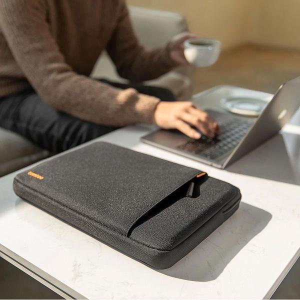 tomtoc Sleeve - 15“,  15, 3“ a 16“ MacBook Pro/ Air,  černá6