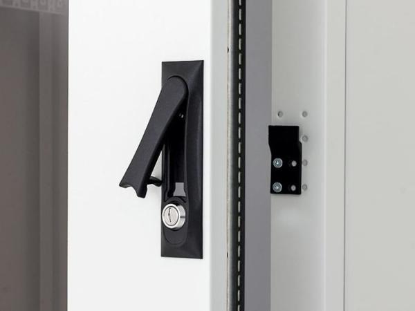 TRITON 19" stojanový rozvaděč 42U/ 600x600,  černý3