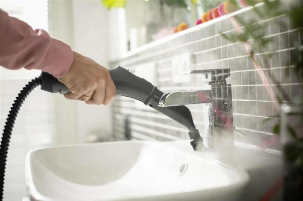 Karcher SC 3 EasyFix Parní čistič bílý0