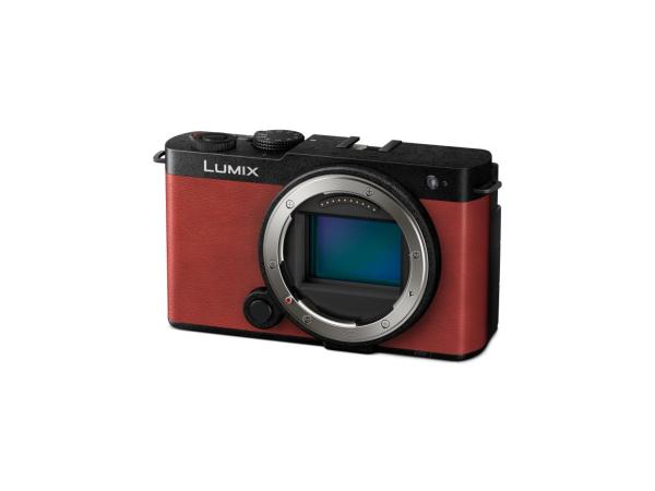 Panasonic Lumix DC-S9 tělo - karmínově červená6