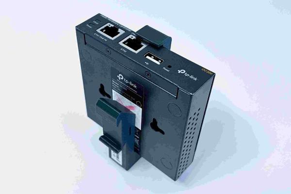 TP-Link D-TPDIN100 Držák na DIN lištu pro OC200,  OC220,  SF1005xx,  SG105xx,  SG1005xx,  šedý5