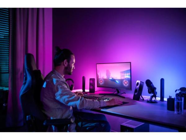 Philips Hue Gradient Lightstrip pro počítače PC 24 27", 3x LED pásek 15 W, 700 lm3