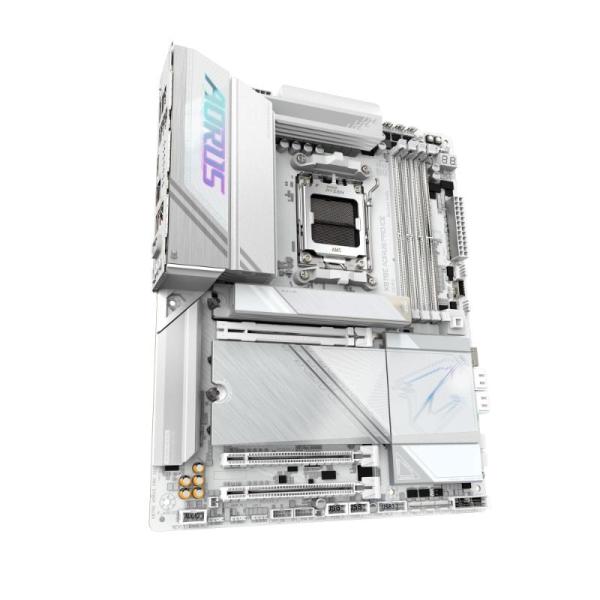 GIGABYTE MB Sc AM5 X870E AORUS PRO ICE,  AMD X870,  4xDDR5,  2xHDMI,  2xUSB4,  WiFi1