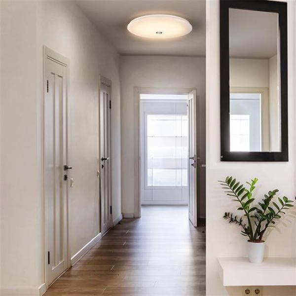 Solight LED stropní světlo PLAIN s PIR sensorem,  18W,  1260lm,  3000K,  kulaté,  33cm2