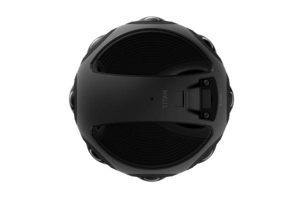Insta360 Titan profesionální 11K 360° 3D VR videokamera4