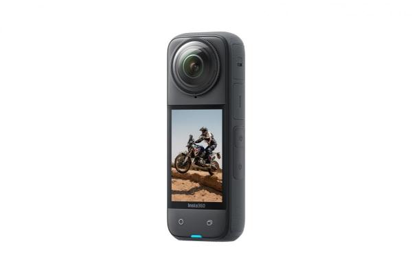 Insta360 X4 BMW limitovaná edice akční kamera, 8K  30 fps, 4K až 100 fps, 6osý gyroskop, 360° záběr, Active HDR1
