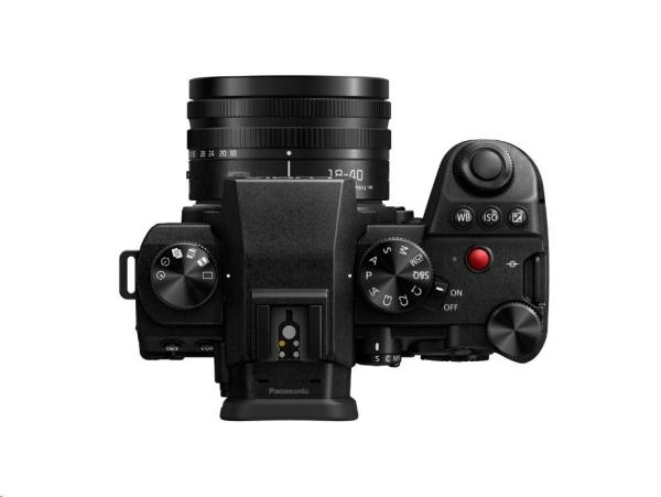 Panasonic Lumix S5 II Lumix S 18-40mm2
