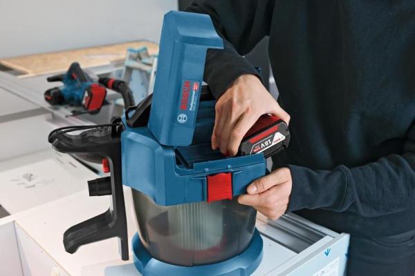 Bosch GAS 18V-10 L akumulátorový vysavač,  34, 0 l/ s,  objem nádoby 10 l,  Click & Clean2