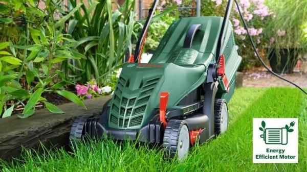 Bosch EasyRotak 32 sekačka na trávu,  1200 W,  Šířka střihu 32 cm,  motor Powerdrive,  objem sběrného koše 31 l2