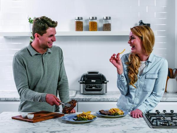 BAZAR - Ninja Foodi Airgrill horkovzdušná fritéza,  1760 W,  gril s cyklonovou technologií,  černá - poškozený obal4