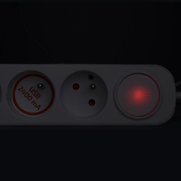 Solight 3z prodlužovací přívod s USB A+C nabíječkou 2.4A,  2m,  3 x 1mm2,  bílý,  vypínač2