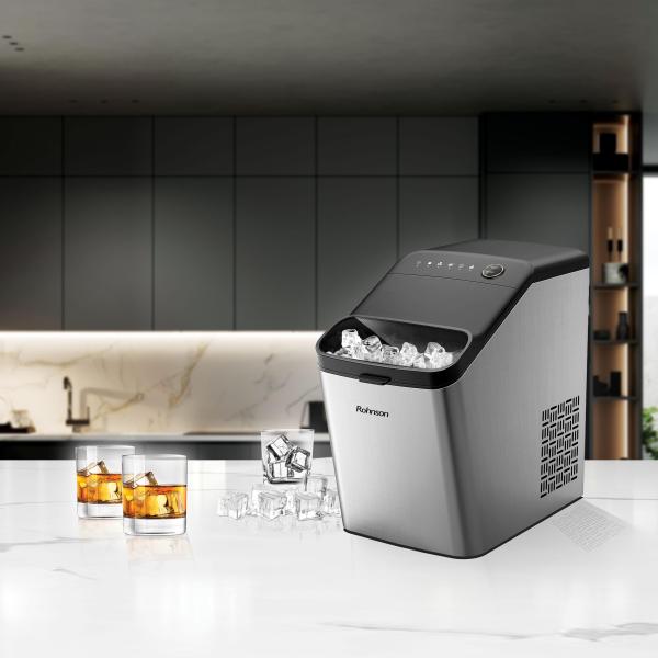 Rohnson výrobník ledu,  135 W,  15 kg za den,  automatické čištění,  chladivo R600a5