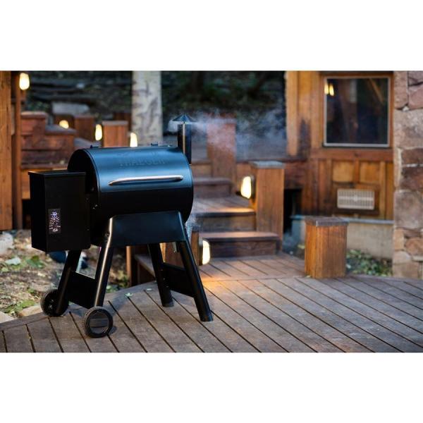 Traeger PRO 22 peletový gril6