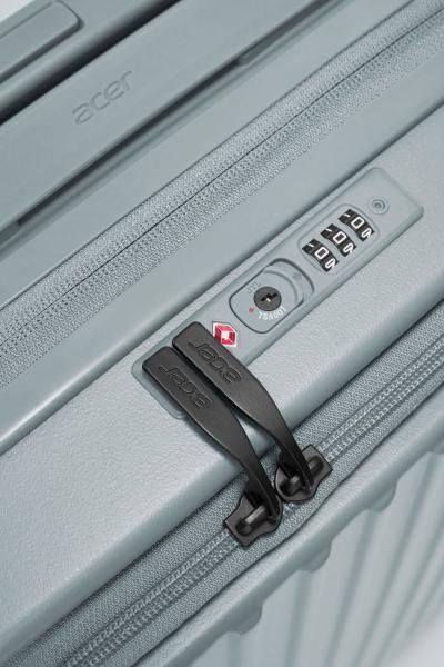 Acer Barcelona luggage 20",  světle modrý,  pevný cestovní kufr,  materiál: 100% recyklovaný PET,  TSA kombinační zámek,  pře7