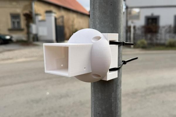 TP-LINK adaptér držáků kamer D-TC3XX-C, D-TC5XX-C, D-TC5XX-CL pro uchycení na sloup (60-130mm),  bílý s krytkou kabelů(1ks)3