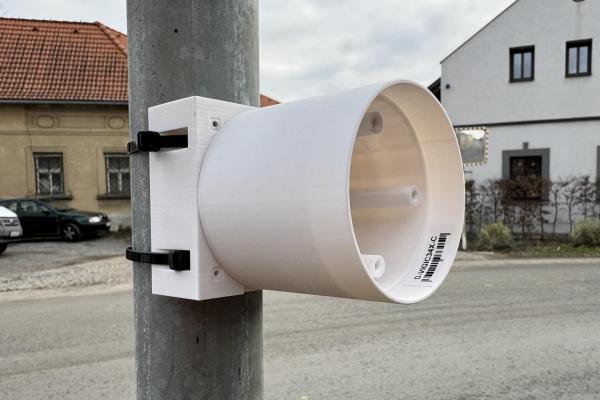 TP-LINK adaptér držáků kamer D-TC3XX-C, D-TC5XX-C, D-TC5XX-CL pro uchycení na sloup (60-130mm),  bílý s krytkou kabelů(1ks)9