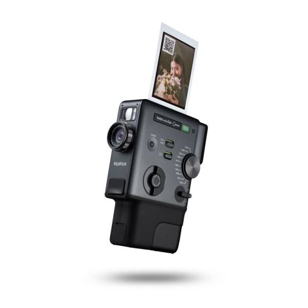 Fujifilm INSTAX MINI EVO CINEMA hybridní instantní fotoaparát - černý
