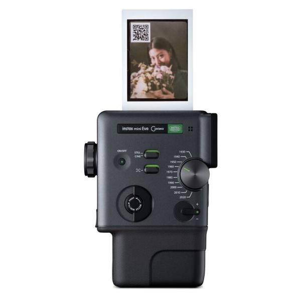 Fujifilm INSTAX MINI EVO CINEMA hybridní instantní fotoaparát - černý3
