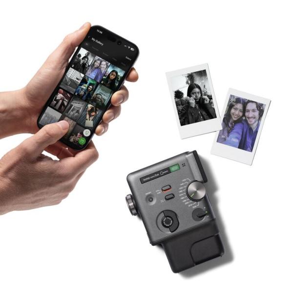 Fujifilm INSTAX MINI EVO CINEMA hybridní instantní fotoaparát - černý4