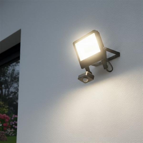 Solight LED reflektor se senzorem TOP,  30W,  max. 3900lm,  3CCT,  volitený výkon 100/ 66%,  IP65,  rychlospojka2