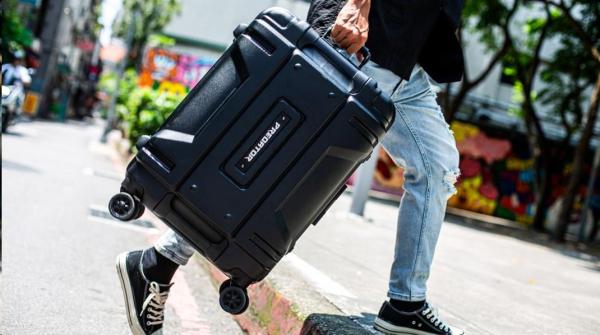 ACER Cestovní kufr Predator Robust Luggage 22", polykarbonát, 54l, TSA kombinační zámek, 2 kapsy, černá8