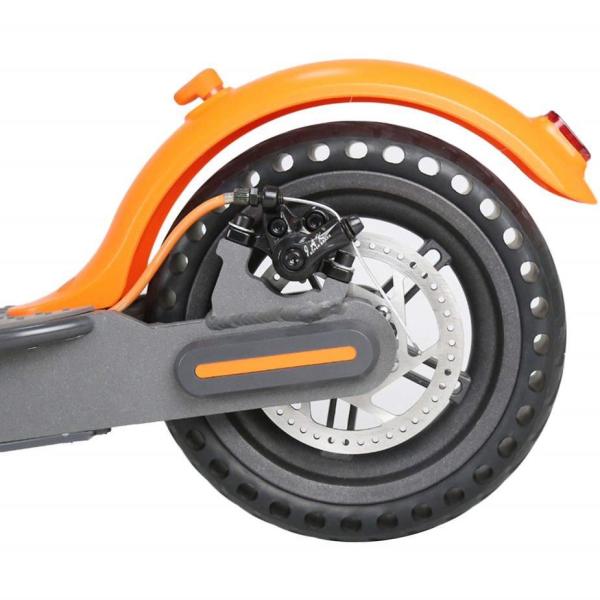 RhinoTech bezdušová pneumatika pro Scooter děrovaná 8.5x2,  černá2