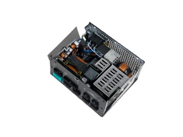DEEPCOOL GAMERSTORM zdroj 1000W PS1000P,  92mm,  Plně modulární,  Platinum Cybenetics,  ATX 3.1,  černá5