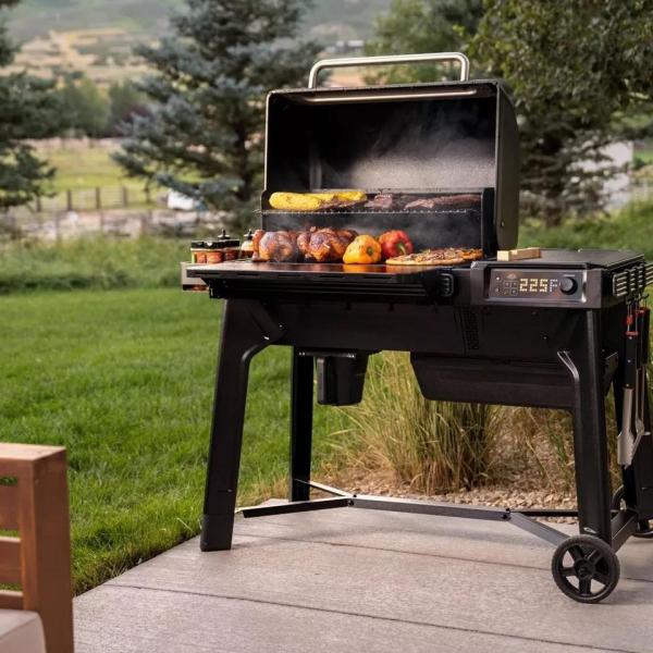 Traeger Woodridge peletový gril10