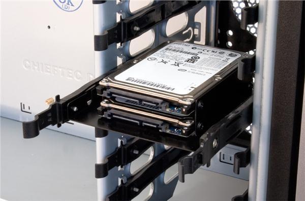 CHIEFTEC SDC-025 2x 2, 5">3, 5" HDD/ SSD KIT5