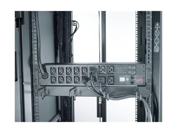 APC Rack PDU,  meraná,  2U,  32A,  230V,  (12)C13 a (4)C19,  IEC-309 32A 2P+E 3.66m1