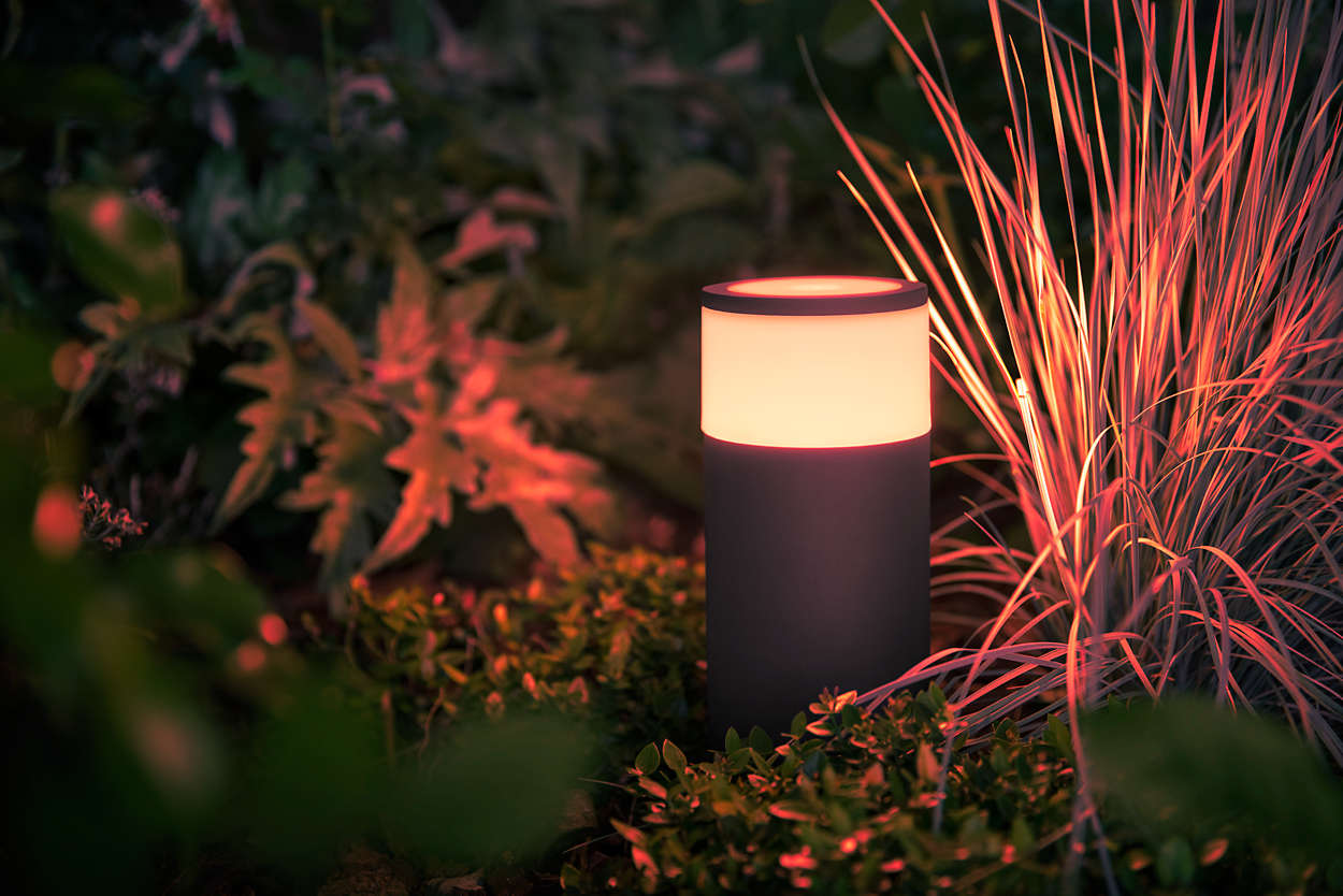 PHILIPS Calla Venkovní stojan, Hue White and color ambiance, 230V, 1x8W integr.LED, Chrom matný, rozšíření (1742030P7)5 