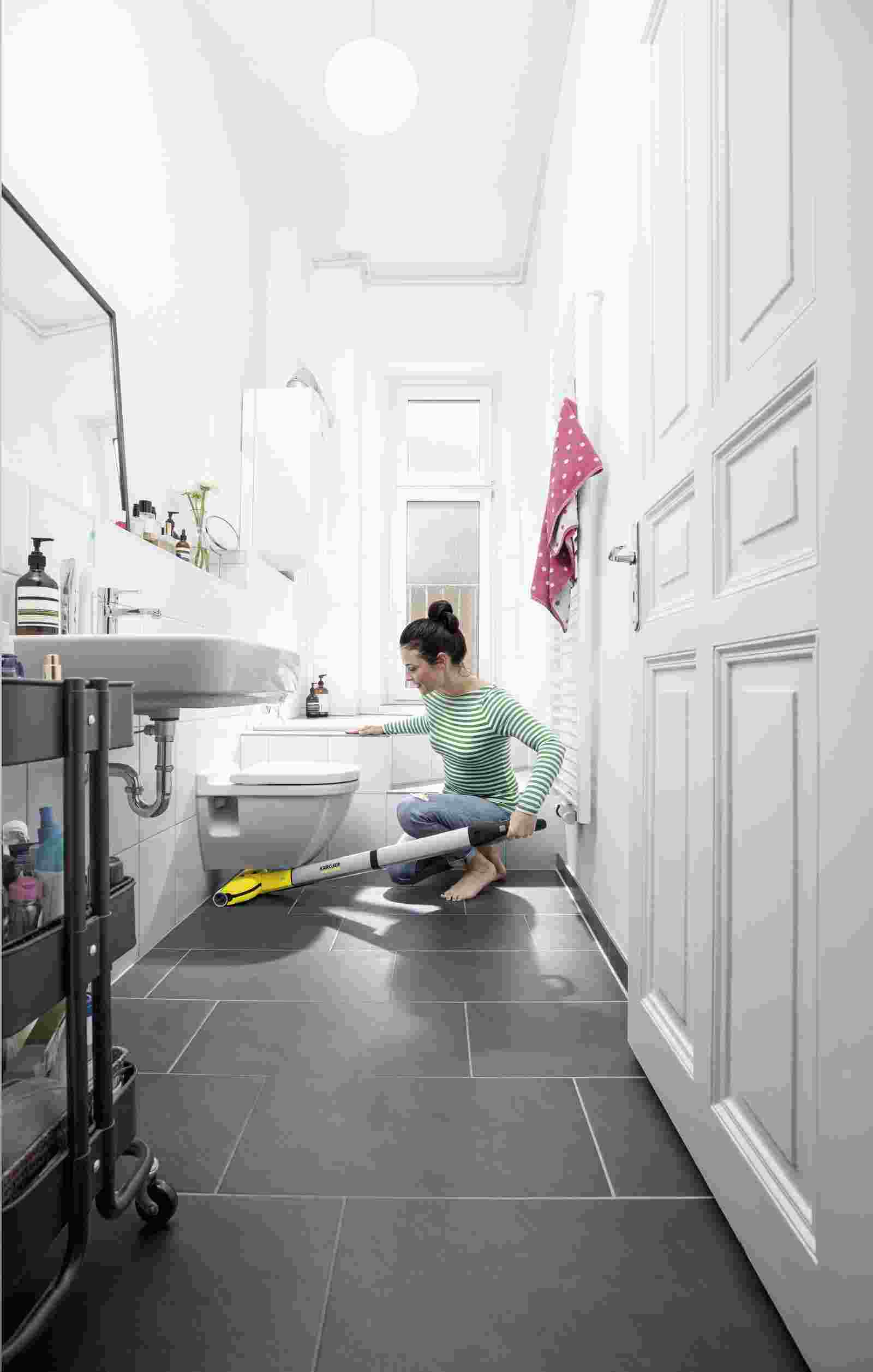 Karcher FC 3 Cordless podlahová myčka,  systém dvou nádrží,  Li-Ion baterie,  60 m2 na jedno nabití3 