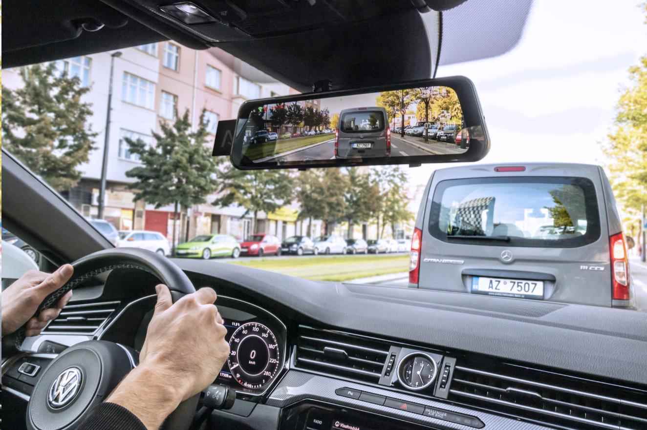 LAMAX S9 Dual GPS (s detekcí radarů) - kamera do auta1 