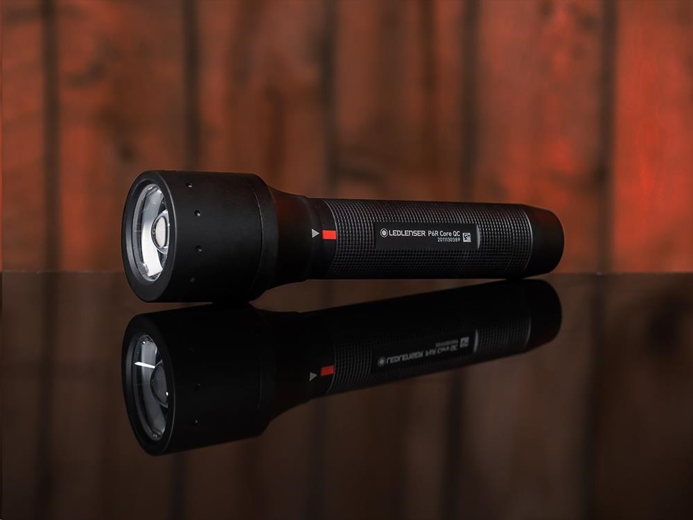 LEDLENSER P6R CORE QC ruční svítilna3 