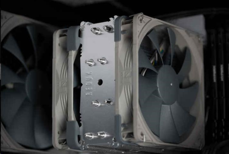 Noctua NA-FK1 redux, prídavný ventilátor pre chladič NH-U12S redux3 